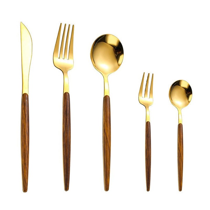 Elegant treske manual gull bestikksett for sofistikert middag | Luvikno