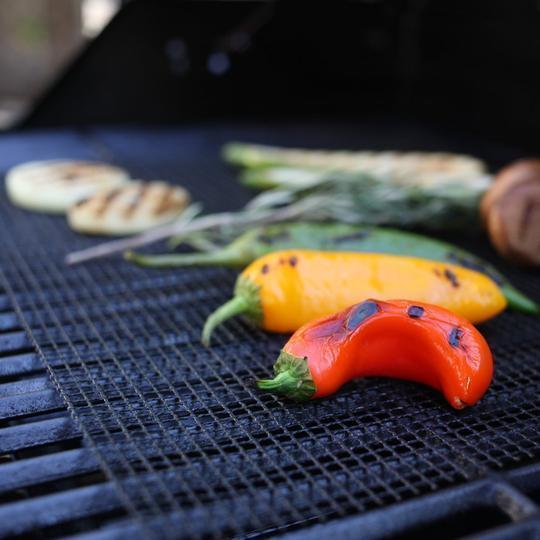 Teflon Non-stick BBQ Grill Mesh Mat for Reusable Cleaning | Luvikno