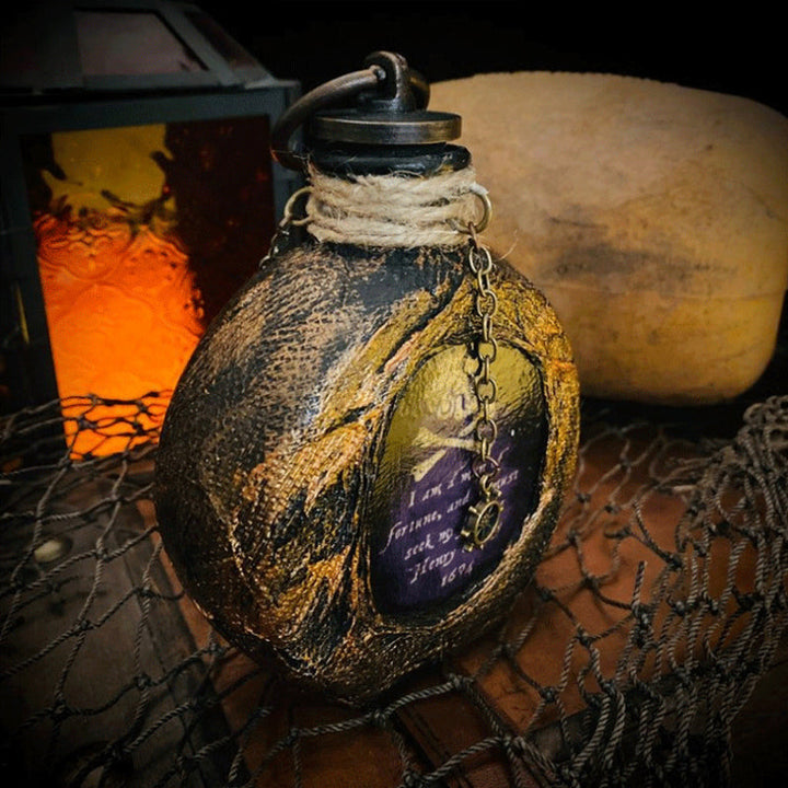 Skull Pirate Rum Bottle laget av harpiks | luvikno
