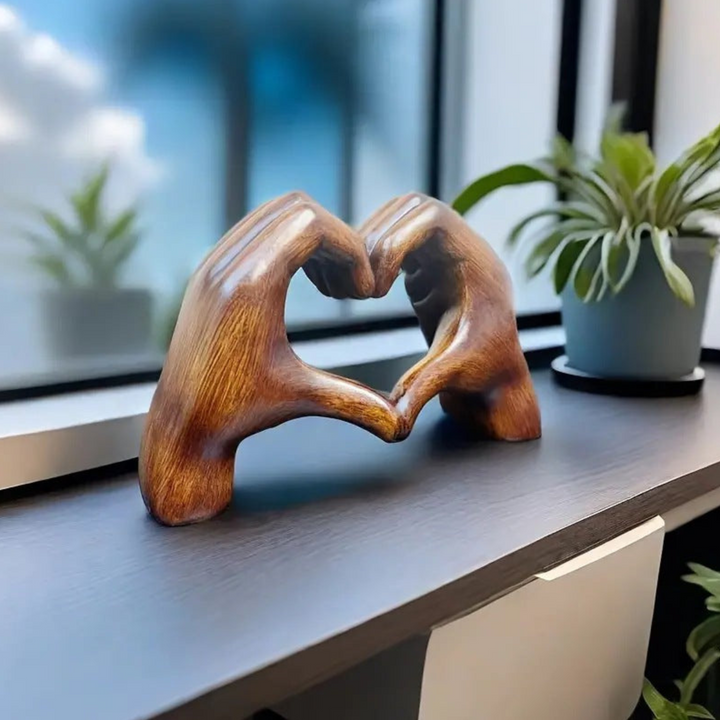 Luvikno | WoodLove - Hjerteformet Håndverk Laget av Eiketrær