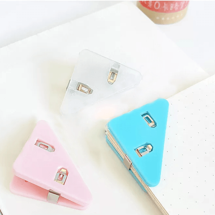 Triangle Corner Data Clip | Luvikno