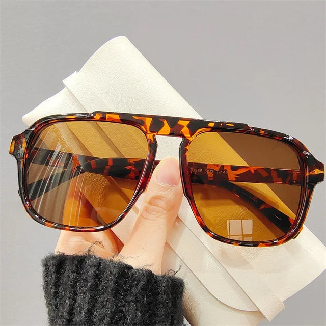Aric Solbriller | Sporty & Vintage | Luvikno
