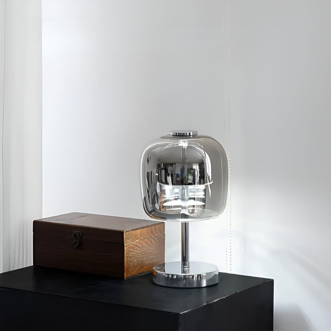 Bærbar - Elegant bordlampe laget av speilglass Luvikno