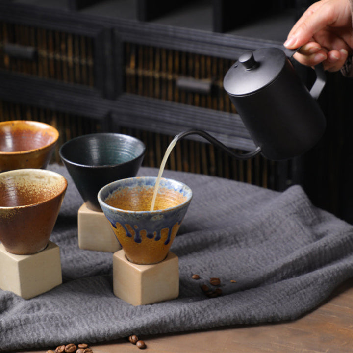 Grovt keramikk kaffekopp med base konisk couture kopp & base sett | Luvikno