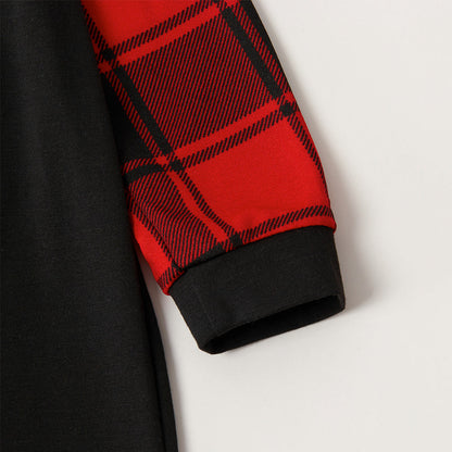 Luvik | "Family Christmas 2025" Suloinen Printti Musta & Punainen Ruudullinen Joulupaita