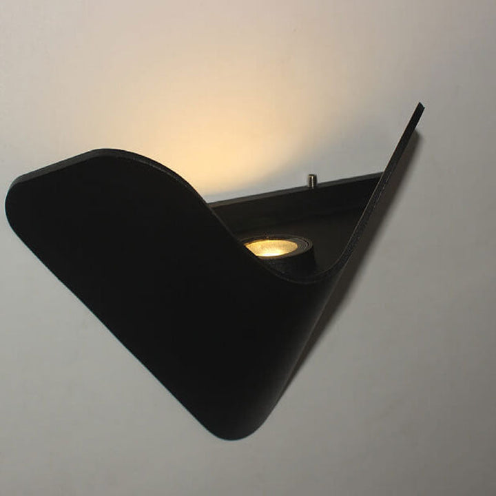 Moderne Kreativ Trekant Aluminium LED Utendørs Vanntett Vegglampe | Luvikno