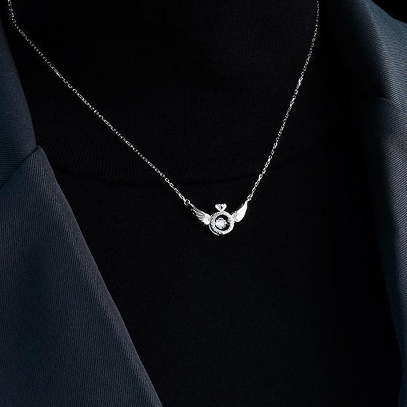 Luvikno | Engelving Rhinestone Halskjede