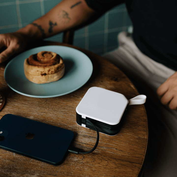 PowerGo Pro – Trådløs Hurtiglading Power Bank | Luvikno