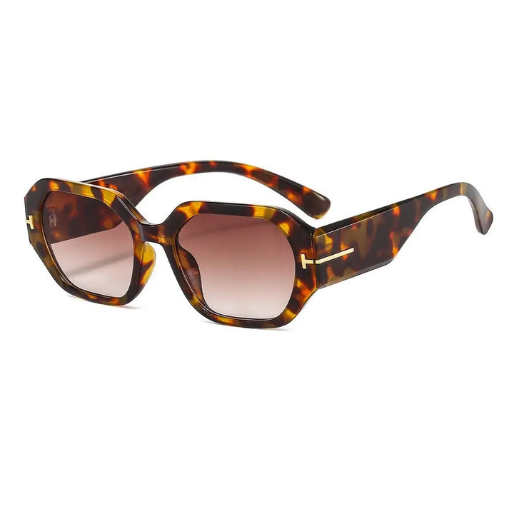 Celine Solbriller | Retro & Trendy | Luvikno