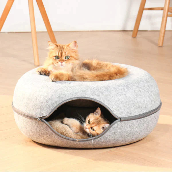 Luvikno | Cozy Donut Katt Seng – Plysjmateriale, Aktivitetsbunn, 20-tommers Diameter, Ideell for Avslapning og Lek