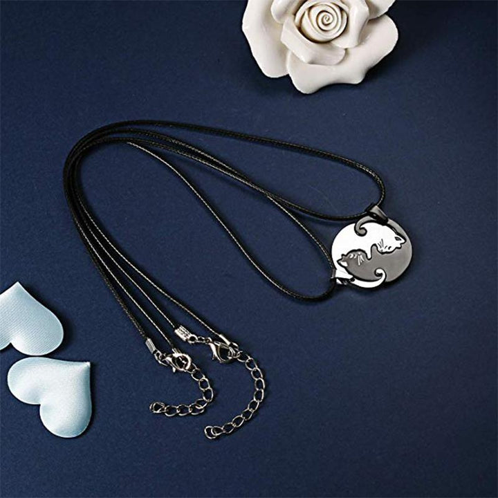 Yin ＆ Yang katt design halskjede | Luvikno