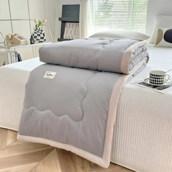 Lett dyne for sommer – Pustende & Allsidig | For sofa, seng & reise | Luvikno