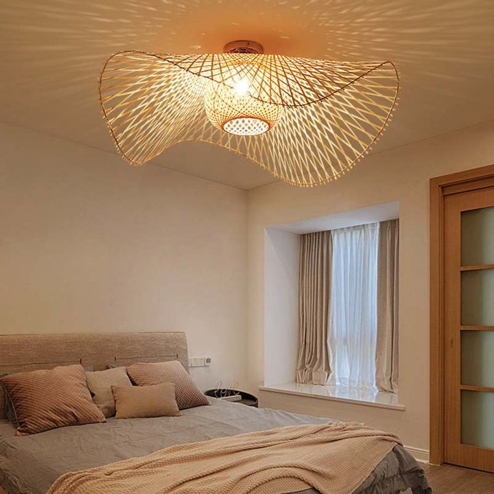 Luvikno | MutoCraft - Elegant rattan pendellampe med japanske influenser