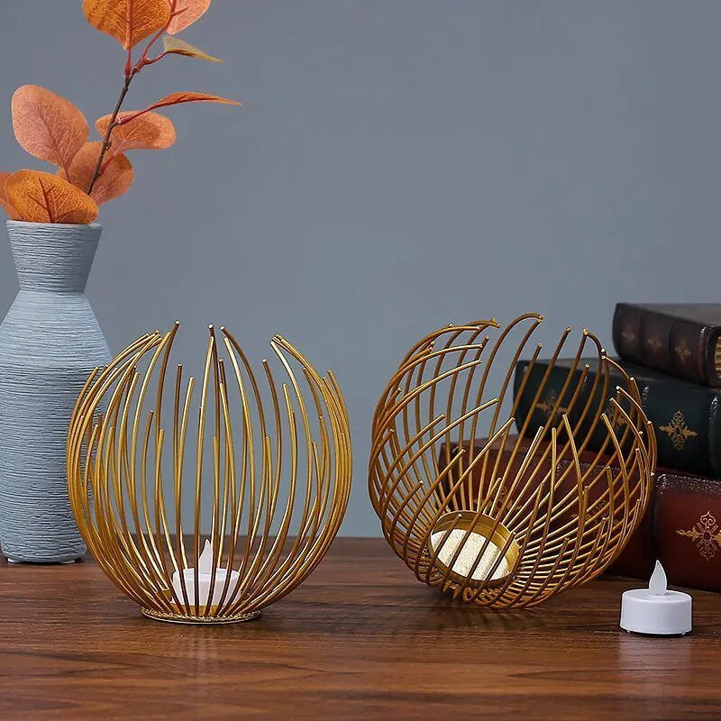 OrbGlo - Metallisk Eleganse - Ball Tealight Holder - Chic Atmosfære | Luvikno