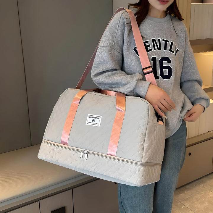 Luvikno | Romslig Weekend Duffel Bag | Vanntett, Multikompartments & Ideal for Korte Turer og Treningsøkter