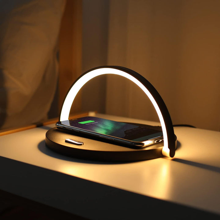 Luvikno | ChargeGlow – Trådlampe for stilig belysning og lading i ett
