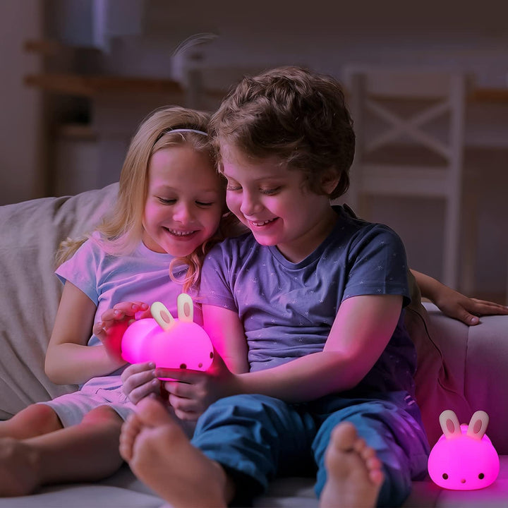 Luvikno | RabbitDream Nattlampe Magisk Kanin med Fargeendrende LED Lys