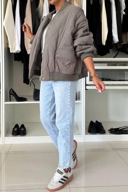 Luvik | Kauluksen nappikiinnitys pitkähihainen takki