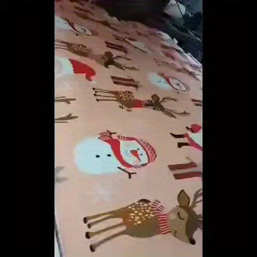 FestiveSnuggle - Luksus Jule Fleece Teppe for Høytiden Luvikno