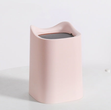 Søt, jentebasert søppelkasse med lokk. | Luvikno