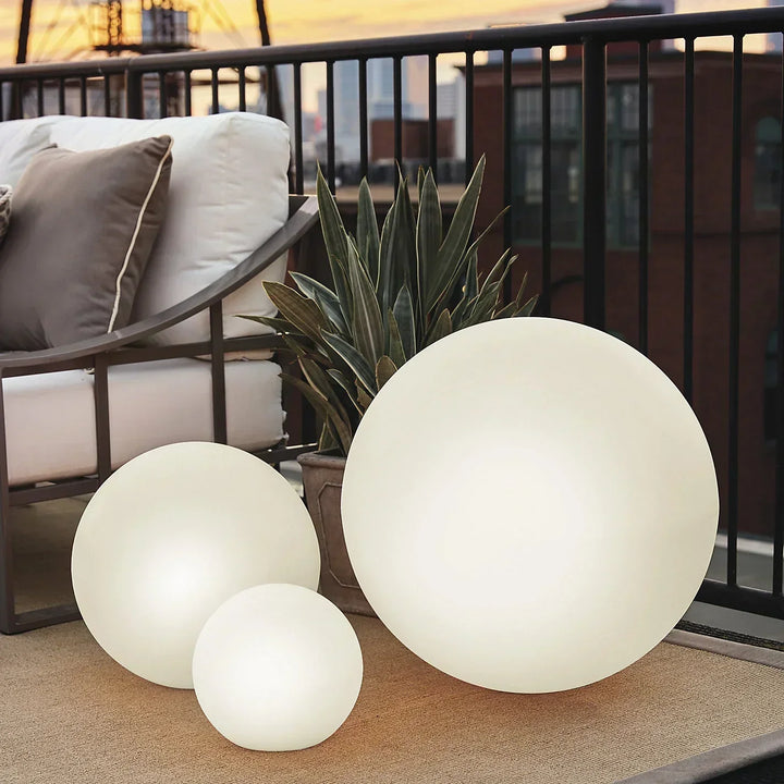 Flerfarget LED kule hage lampe med fjernkontroll | Luvikno