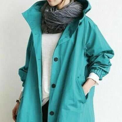 Luvik | Sadetakki hupulla - Vedenpitävä - Yliurheilullinen tuulenpitävä