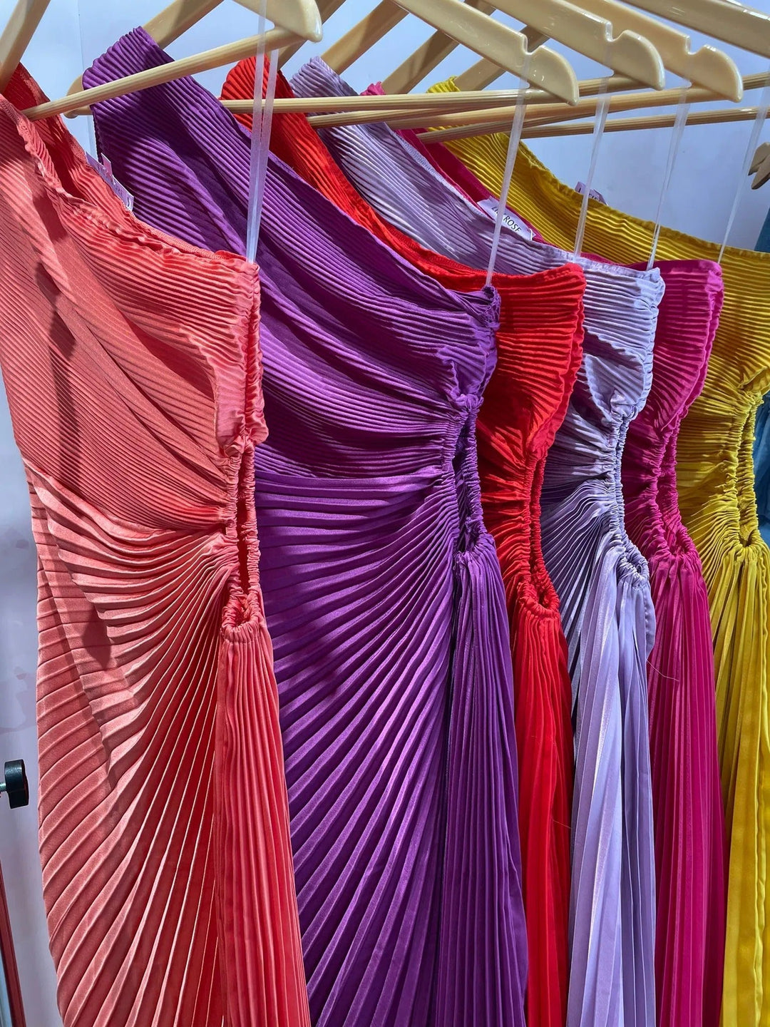 Luvik | Pleated One-Shoulder Dress