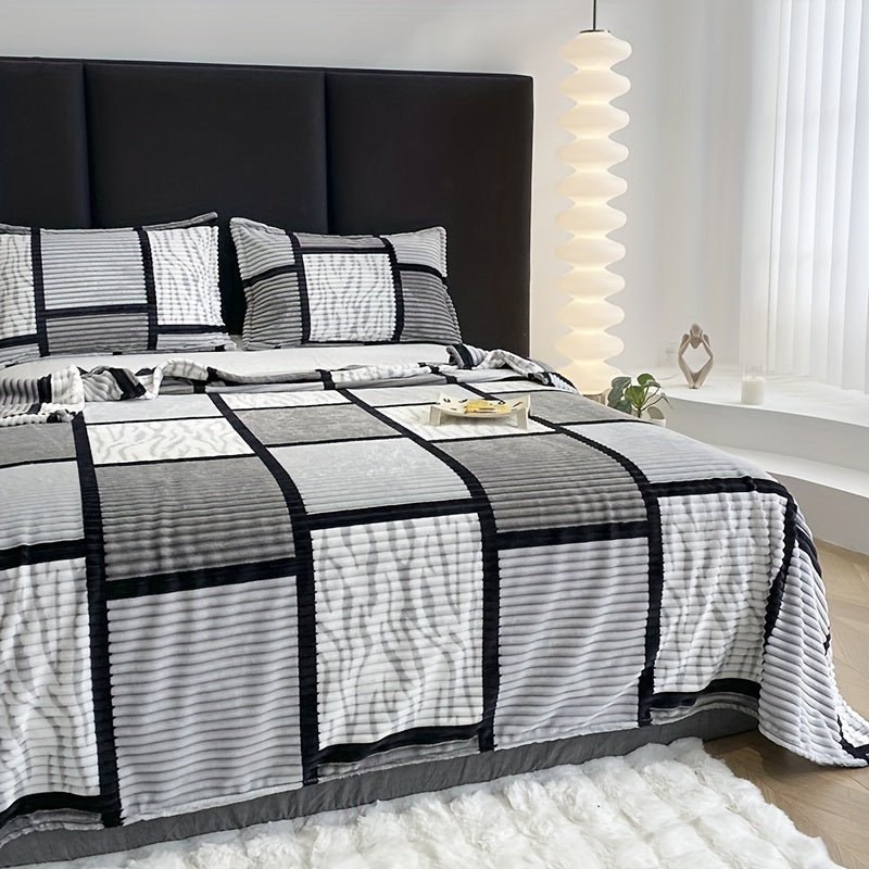 Luvikno | Luksuriøs Plysj Teppe med Trendy Striped Print – Ultimat Komfort