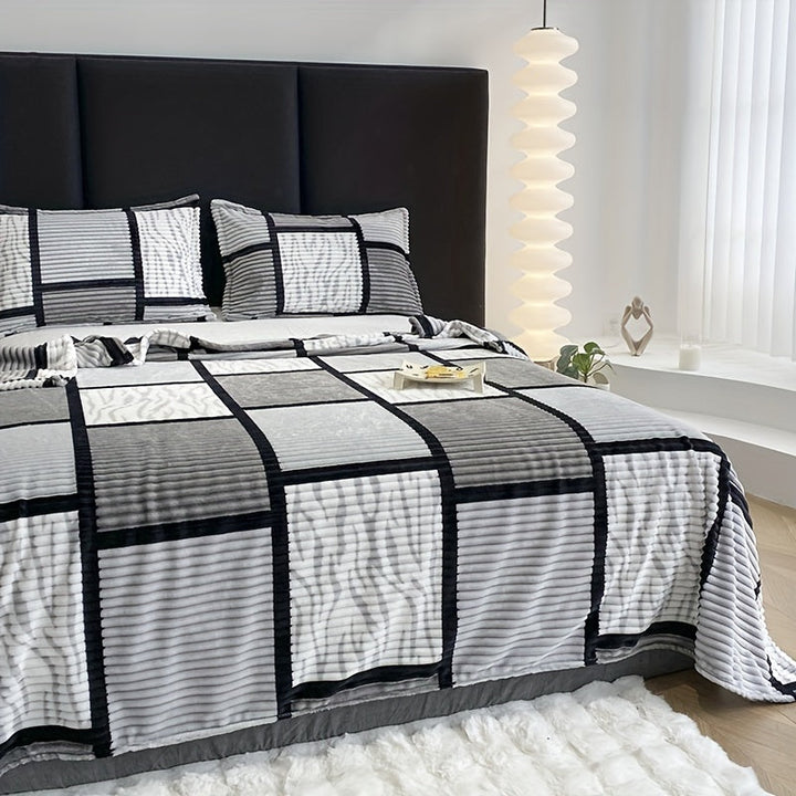 Luvikno | Luksuriøs Plysj Teppe med Trendy Striped Print – Ultimat Komfort