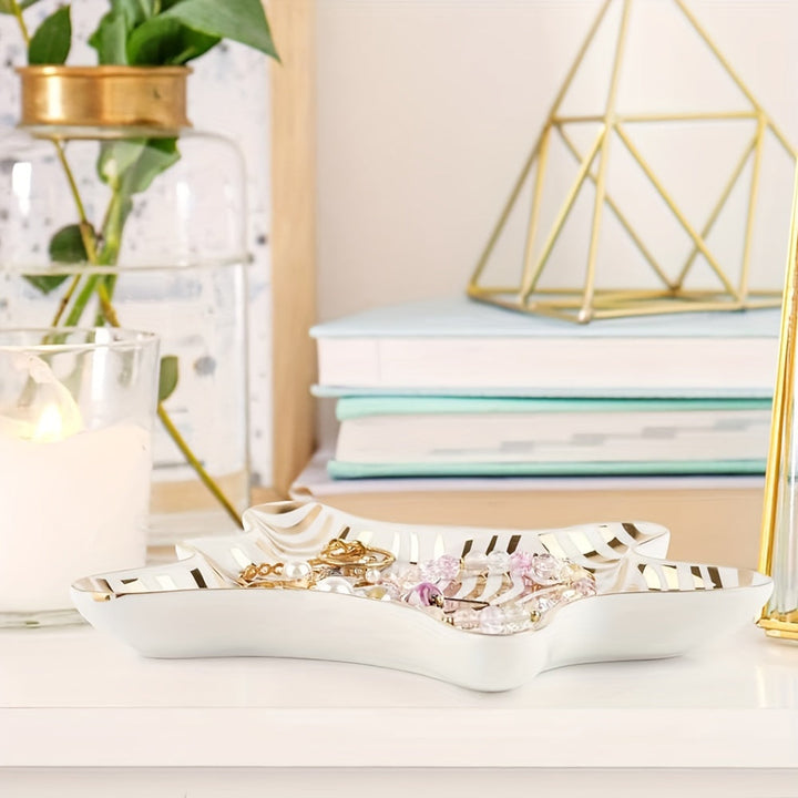 Charming CeramicDish - Elegant Keramisk Smykkeskål Luvikno