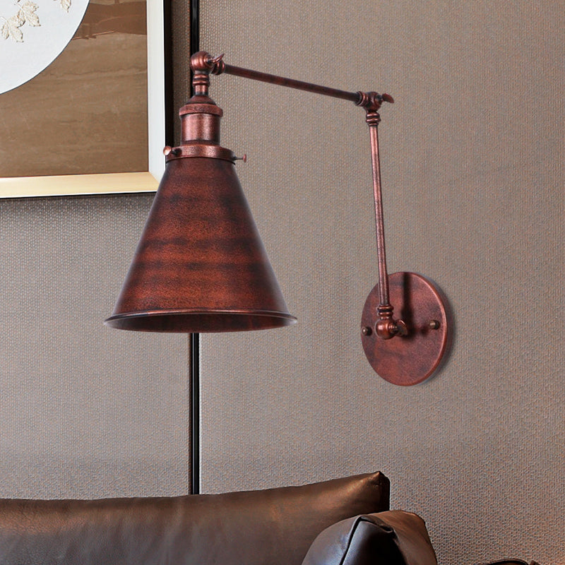 IndustrialFarm – Vegglampe i Svart/Rust med Rustikk Stil Luvikno