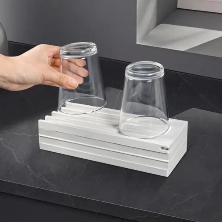 WaterDrain – Sammenleggbar Silikonmatte for Tørring og Beskyttelse av Arbeidsoverflater Luvikno
