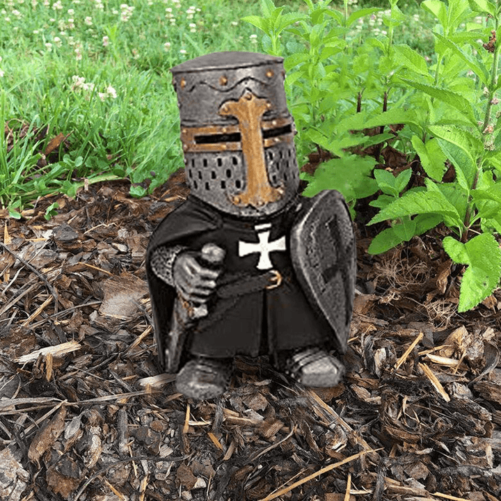Little Knight Garden Guardian | Luvikno