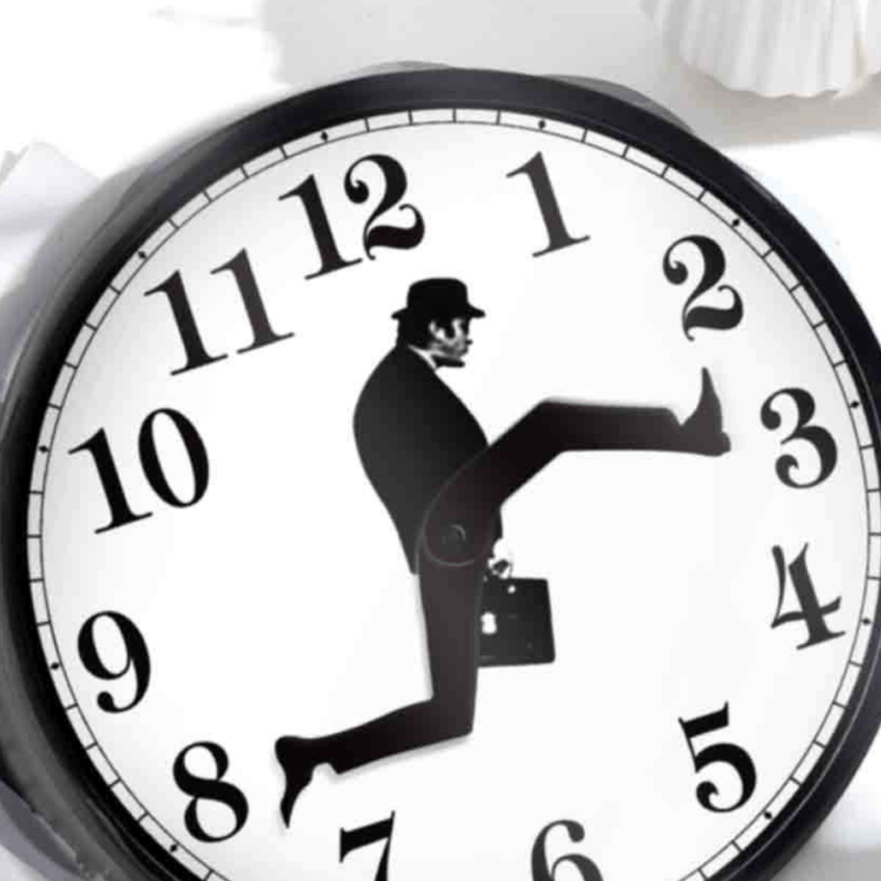 Ministry of Silly Walks Clock | Luvikno