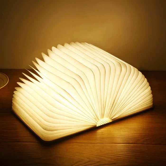 Luvikno | BookGlow LED Boklys - Stilfull belysning med en kreativ vri