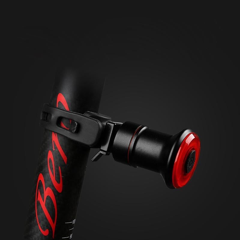 VeloSafe Slim – USB-oppladbart intelligent sykkel baklys med bremsesensor | Luvikno