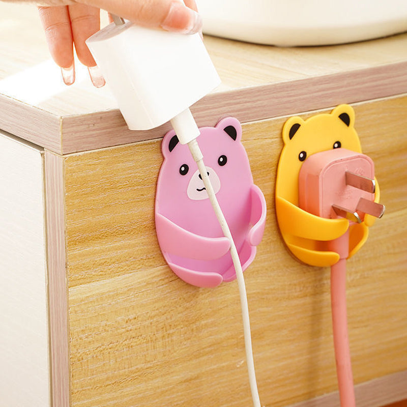 Starker Cartoon Bear Hook | Luvikno