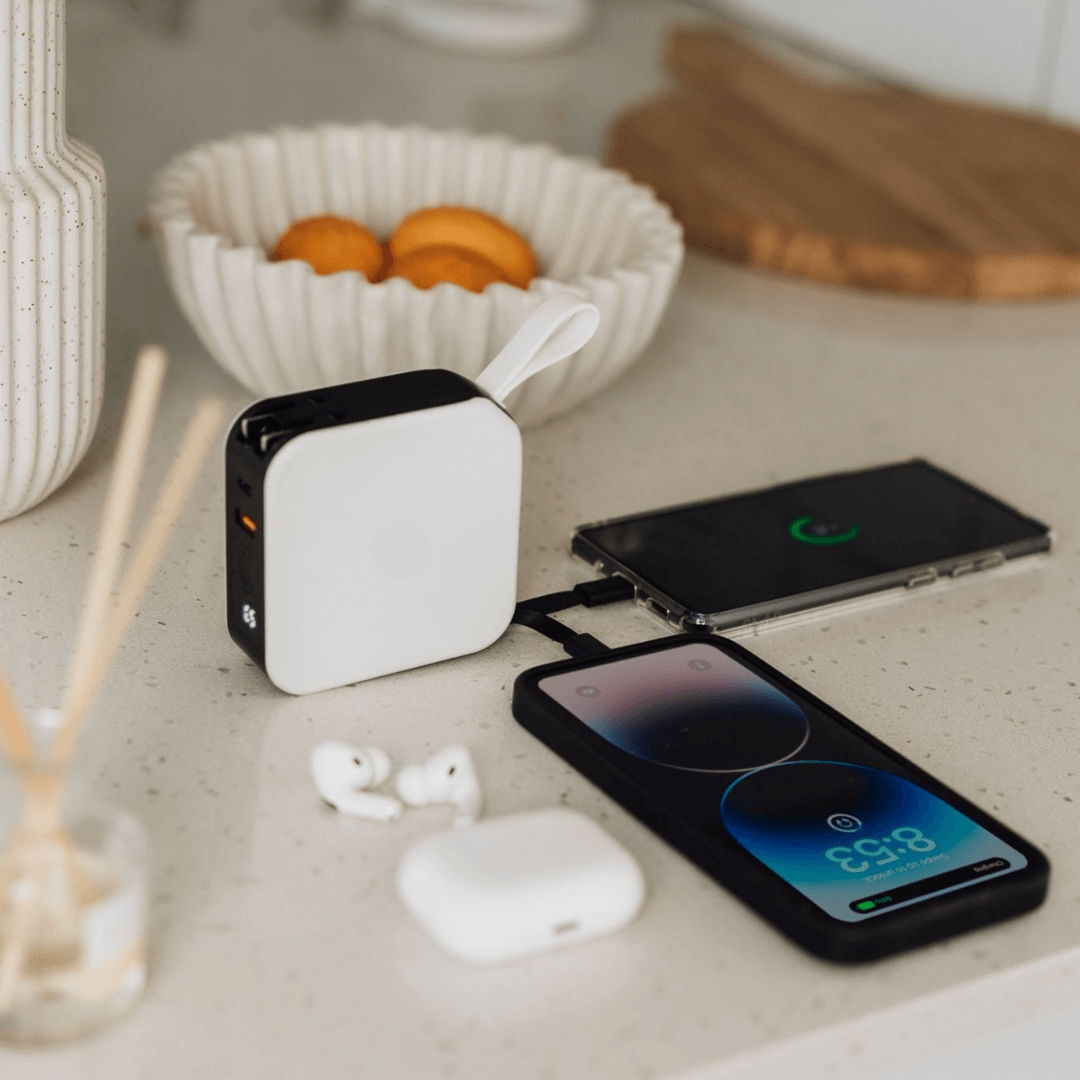 PowerGo Pro – Trådløs Hurtiglading Power Bank | Luvikno