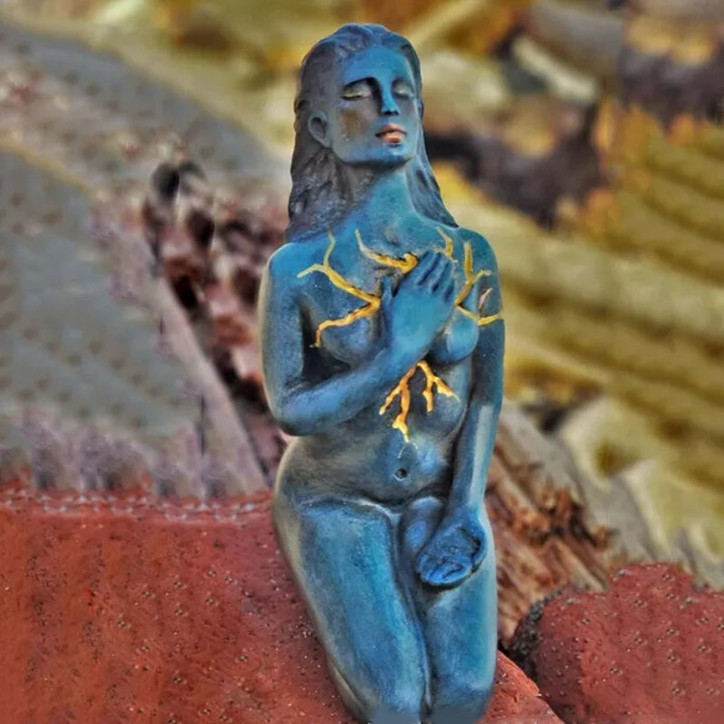 Resin figur "Gudsinnen for helbredelse" | Luvikno