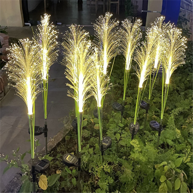 Solar Wicker Hage Lampe - Fargerik LED Hagebelysning med IP65 Vanntett Beskyttelse | Luvikno