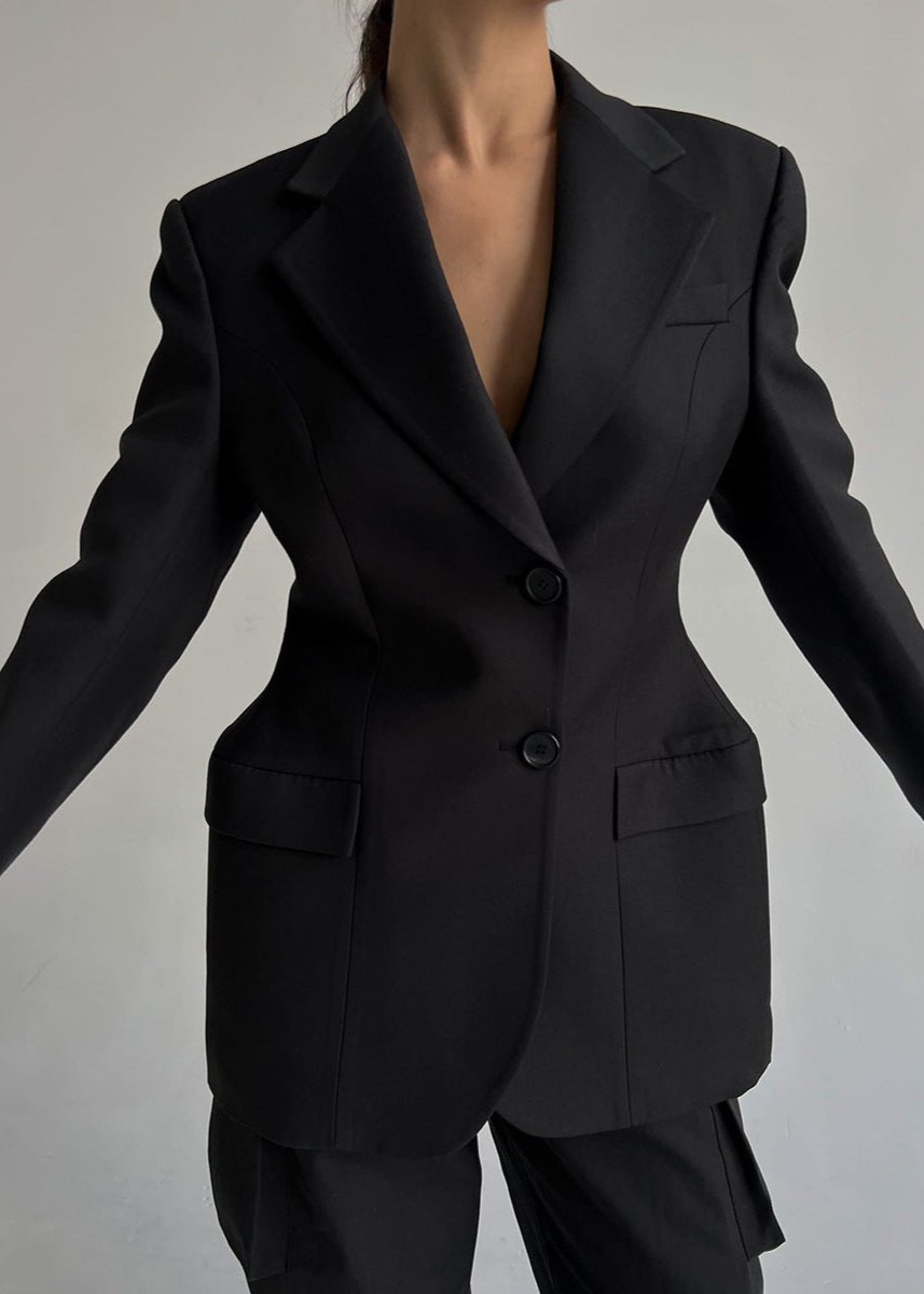 Luvik | Svart V-hals dress Jakke - Elegant raffinement
