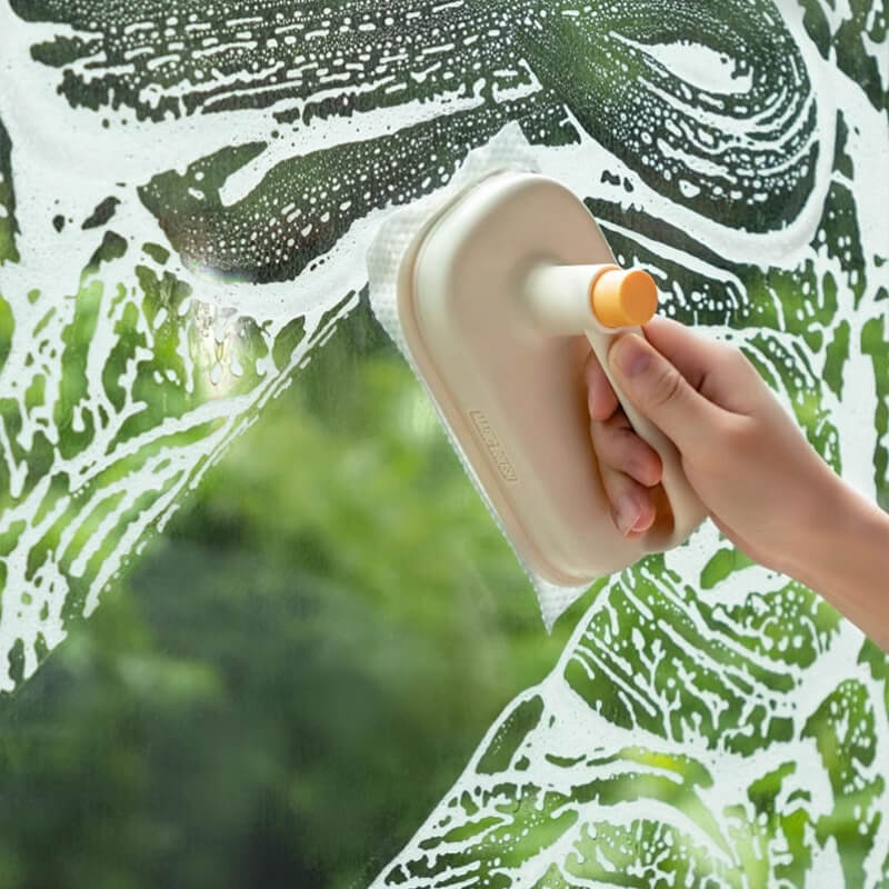 MagicTouch – Håndfri overflate rengjøring for perfekte, beskyttede resultater Luvikno