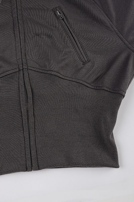 Luvik | Tyylikäs college-takki, jossa on karvaneule