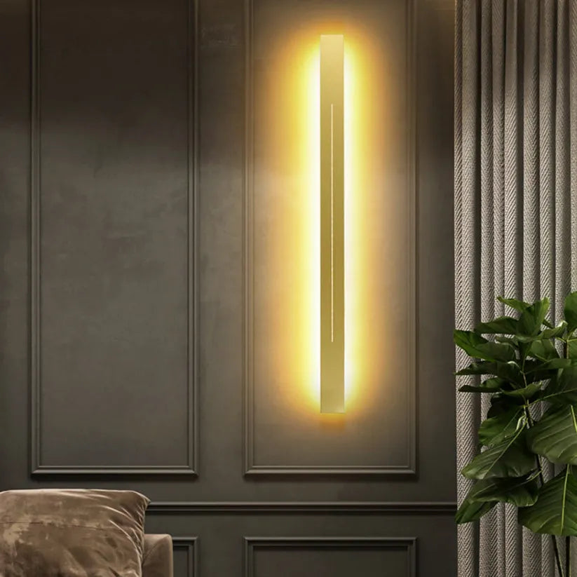 Luvikno | LED Vegglampe | Modern Vertikal Sort Innendørs Sconce