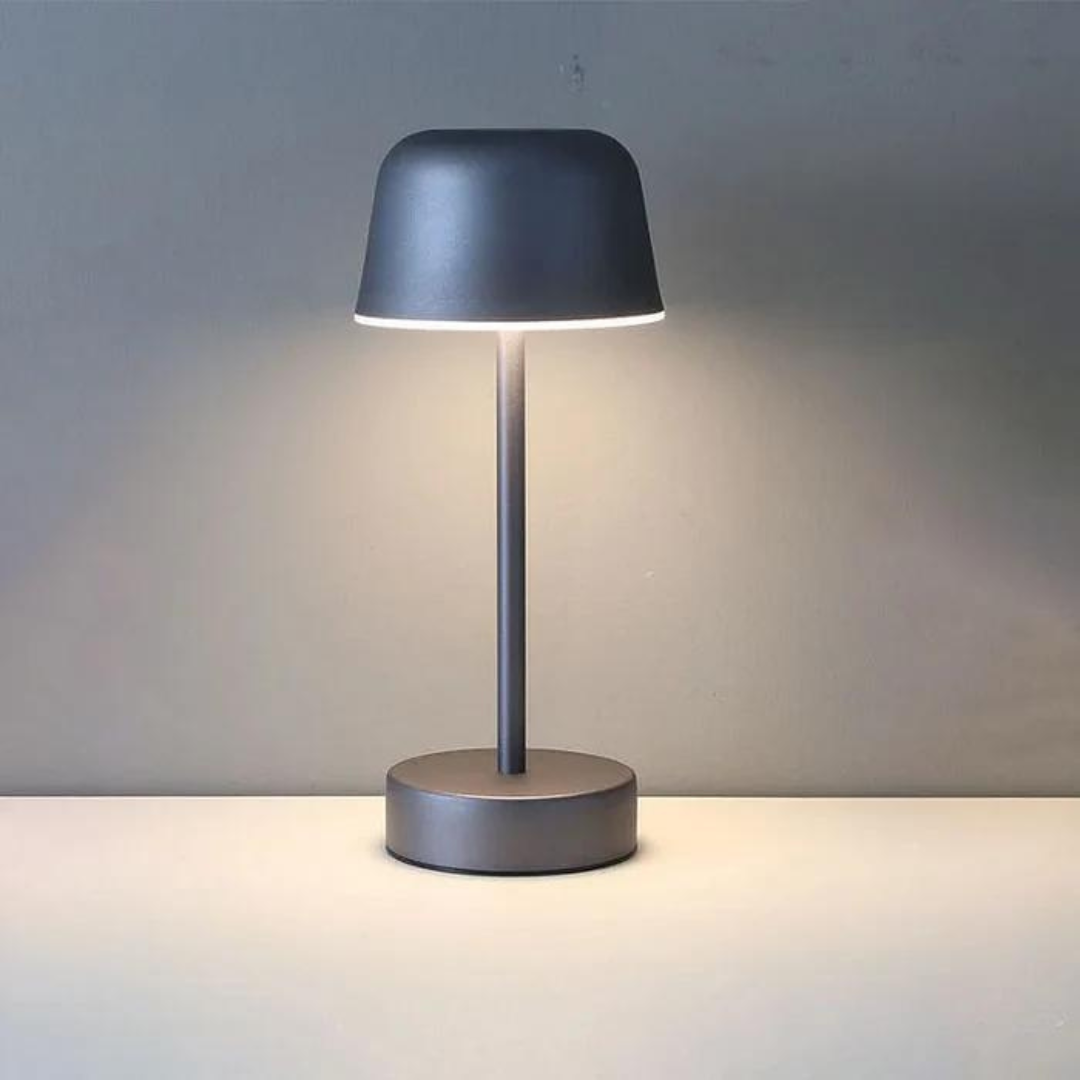 Luvikno | Stylish trådlampen med justerbart lys og design