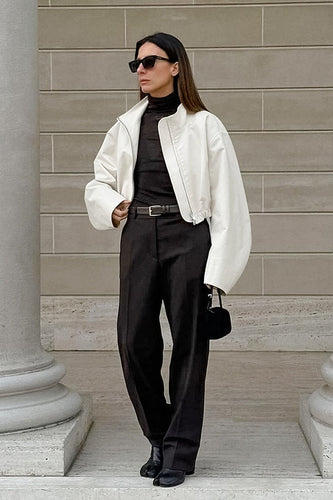 Luvik | Minimalistisk Hvit Trenchcoat