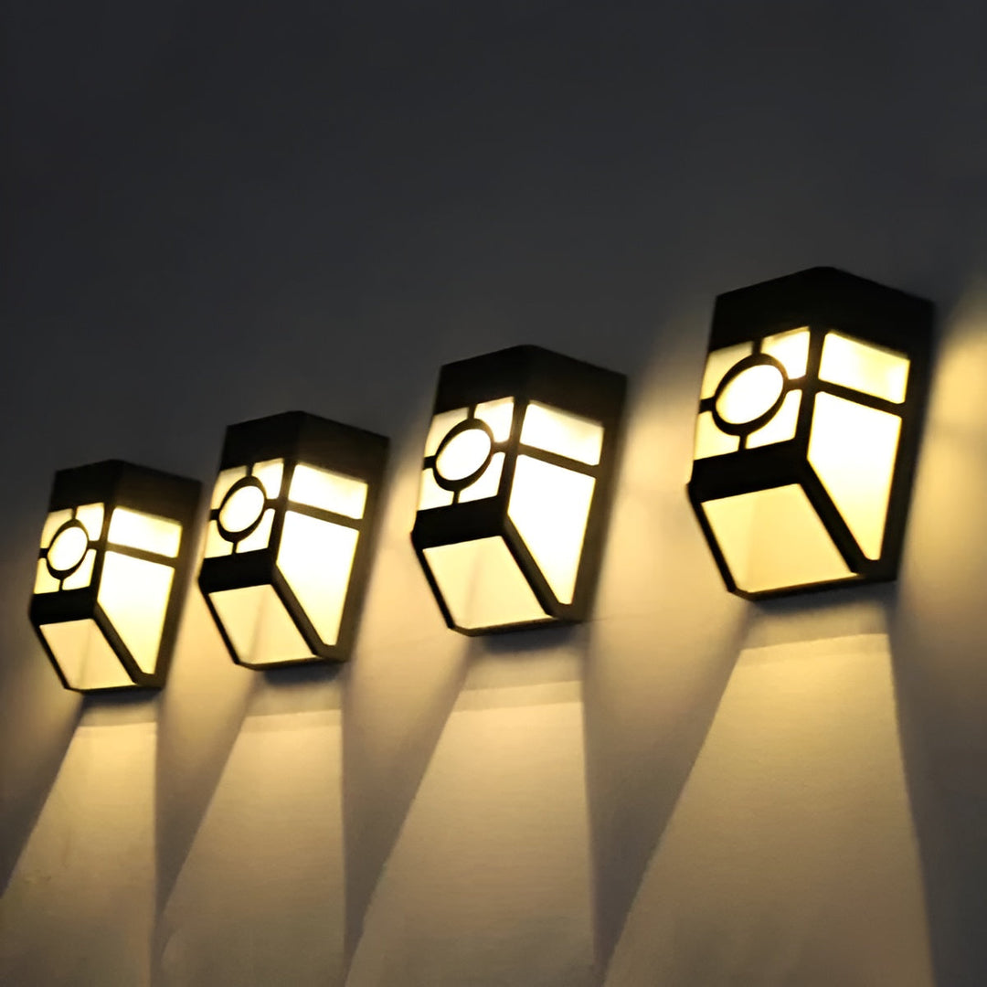 Solar LED Vegglampe – Energisparende og værbestandig | 2-pakning for utendørs bruk | Luvikno