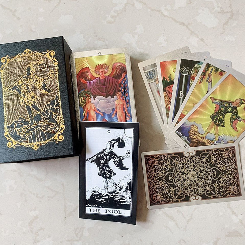 Luvikno | Utforsk den mystiske verden av tarot Gullfarget tarot
