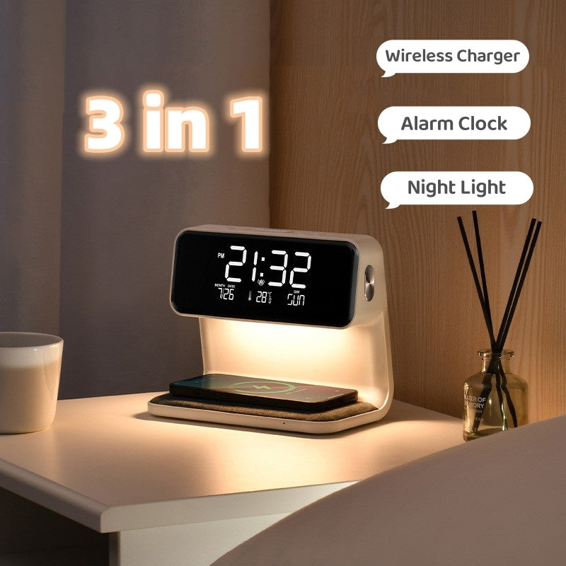 3-i-1 Nattbordlampe Lader Klokke | Luvikno