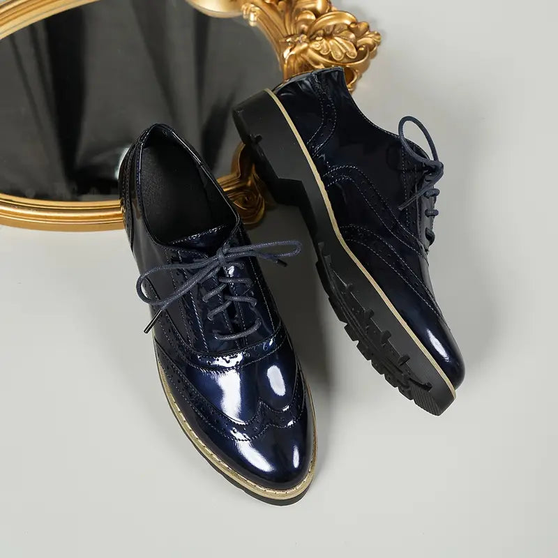 Luvik | Muodikkaasti Lyöty Lakkakengät Naisille